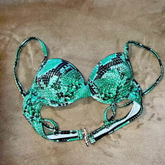 Sexy push up snake pattern bikini top, size S - Picture 3 of 4